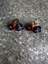 Rare Vintage Avon Christmas Present Pierced Earrings