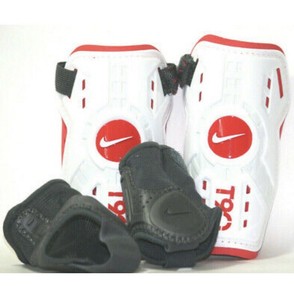 parastinchi nike bambino