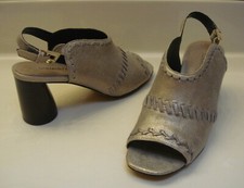 DONALD PLINER sz 6M Light Metallic Taupe Leather HEMI - SP Open Toe Sandals