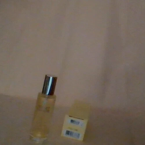 NUEVO eau de toilette spray Victoria's Secret SECRET ESCAPE 1 OZ descontinuado Foto 3 de 4