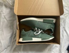 nmd r1 trace green