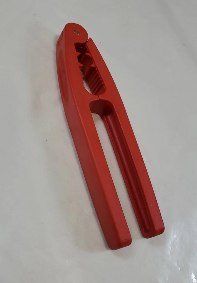 Zyliss Lobster Nut Cracker - Image 3 of 3