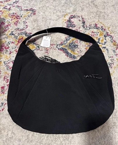 NEU Lululemon Plissee Schultertasche Hobo Bag Handtasche Nylon 10L schwarz - Bild 7 von 7