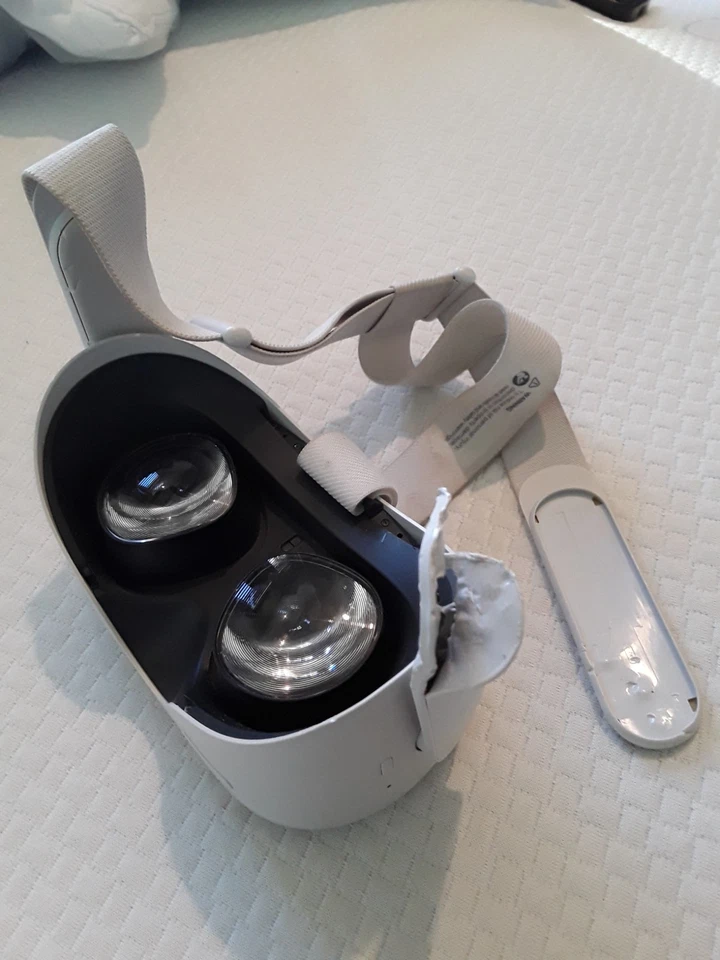 Meta Oculus Quest 2 128GB - Replacement Headset Only - No Controllers - Image 2 of 4