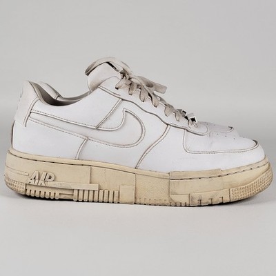 Nike Womens Size 10 Air Force 1 Low Pixel Triple White Sneaker CK6649-100 