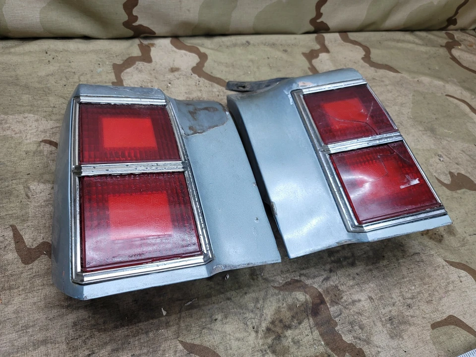 76 77 Oldsmobile 442 1976 1977 luz trasera bisel extensión derecha izquierda OEM Olds  Foto 3 de 4