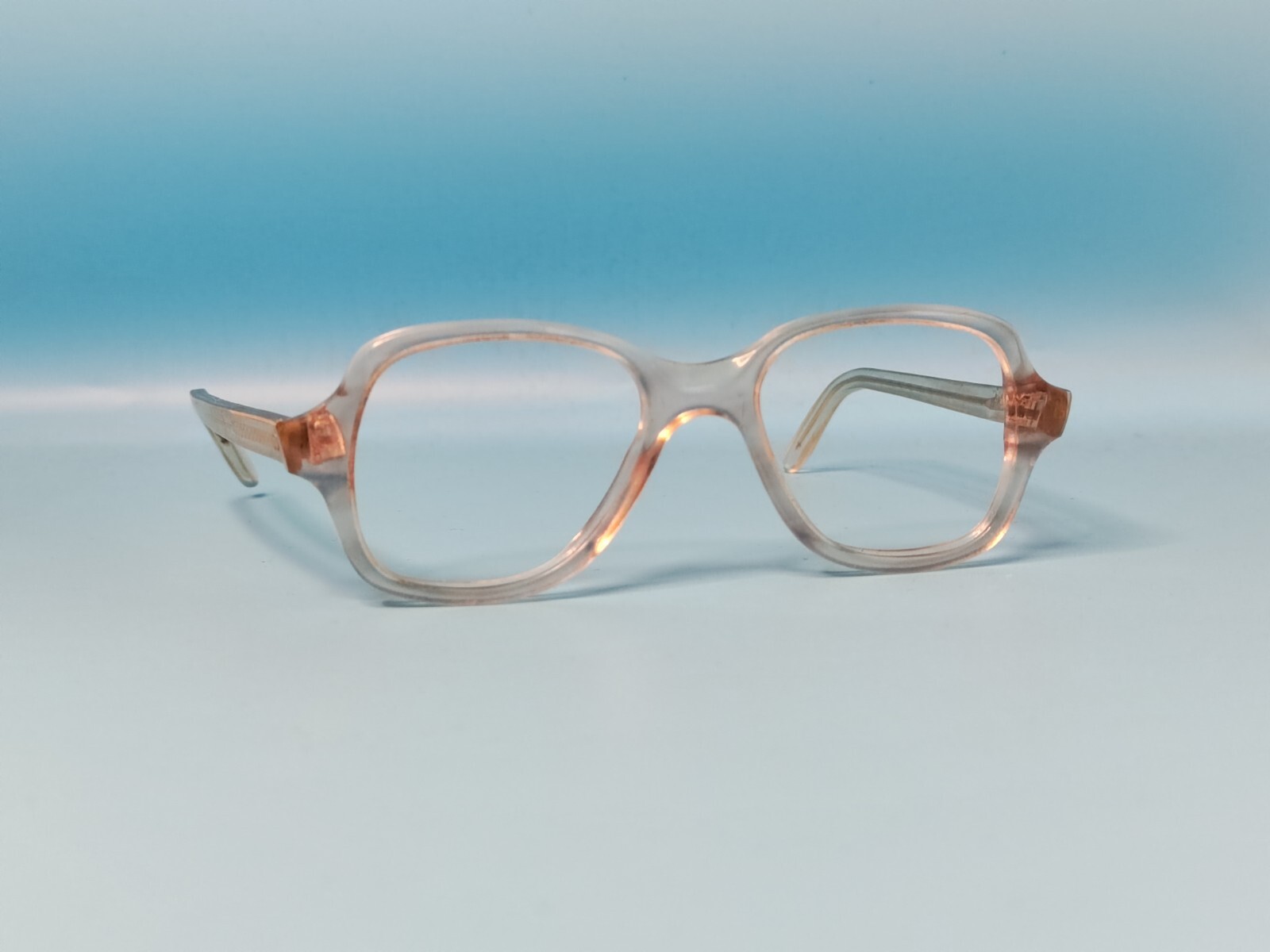 VINTAGE 1950s RECTANGULAR CLEAR ACETATE EYEGLASS … - image 2