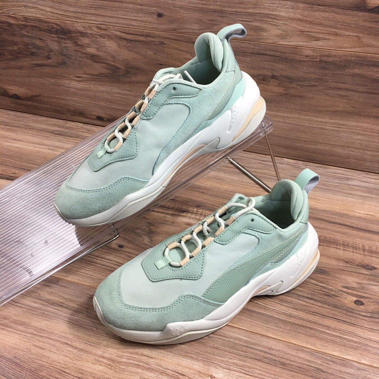 puma women's thunder sneaker