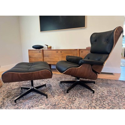 Brand New Stunning Leather Chair with Ottoman Eames Style