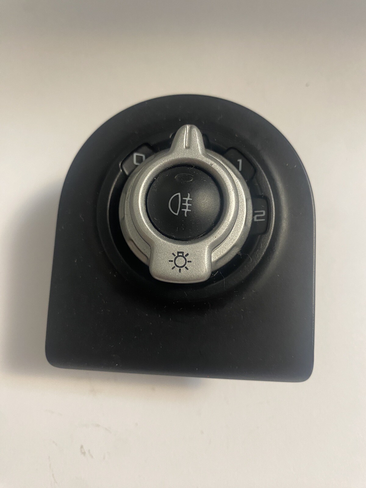 2012-2017 McLaren 650S Spider Headlight Lamp Control Switch 11M1259CP date 10/11