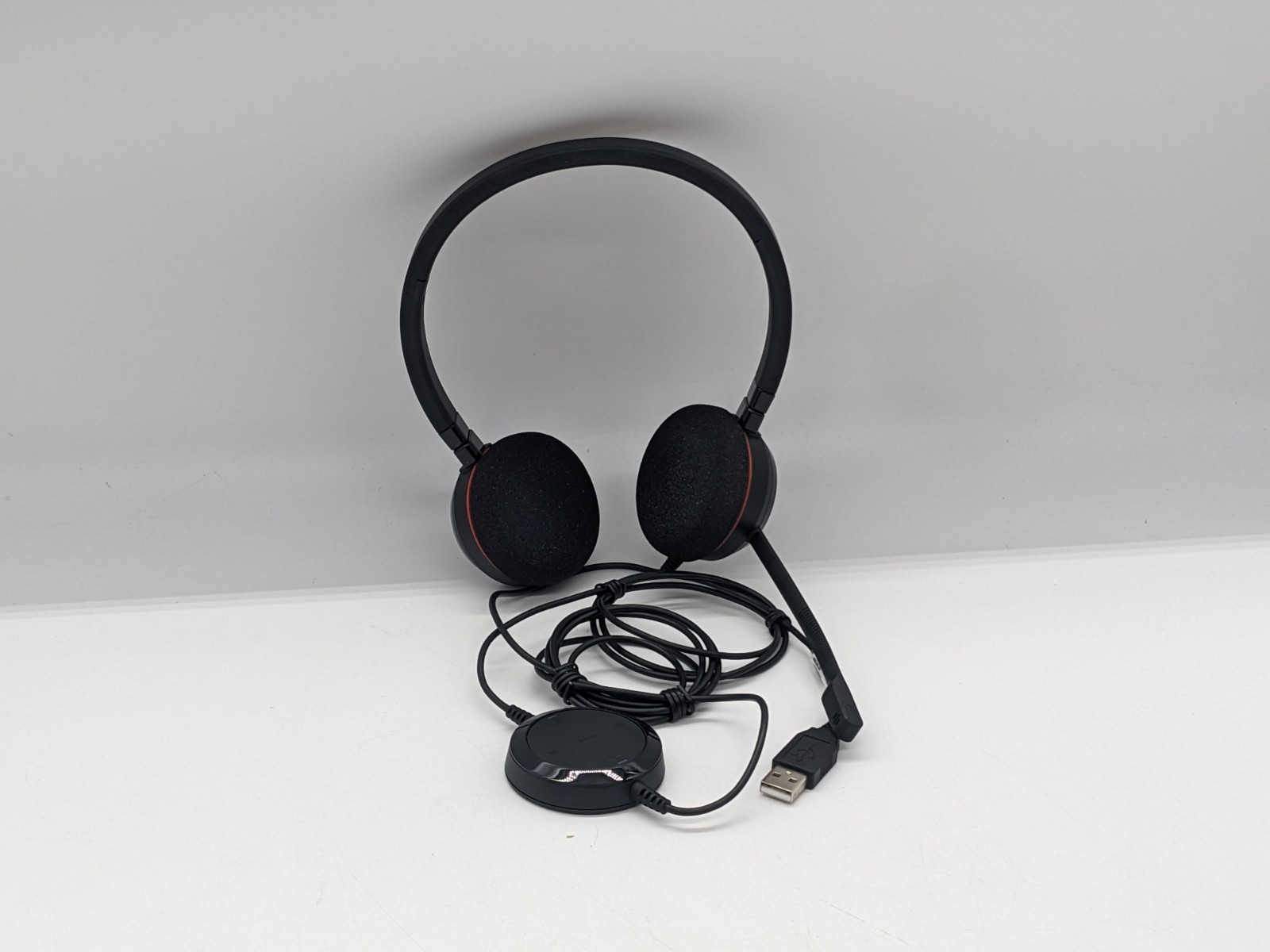 Jabra Evolve 20 UC stereo headset unified communications USB wired boom mic