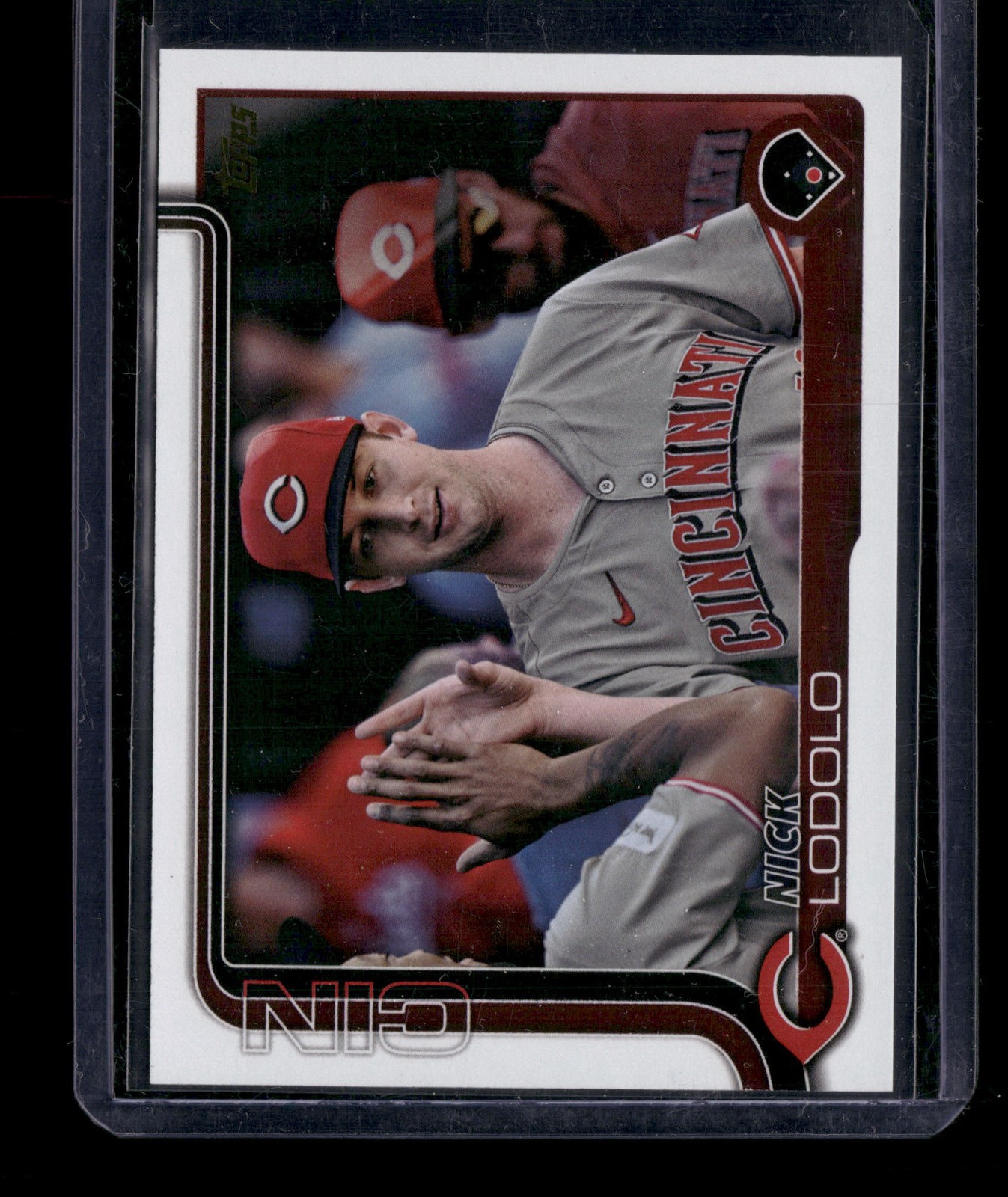 2025 Topps #21 Golden Mirror Variation Nick Lodolo