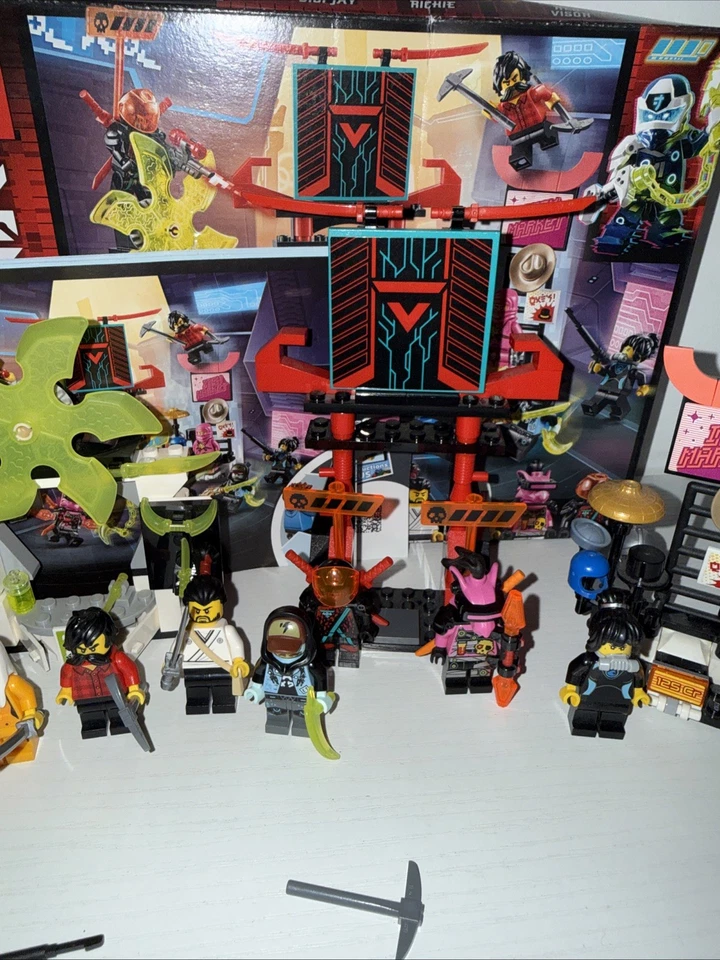 LEGO Ninjago 71708 Gamer's Market, photo 4 of 5