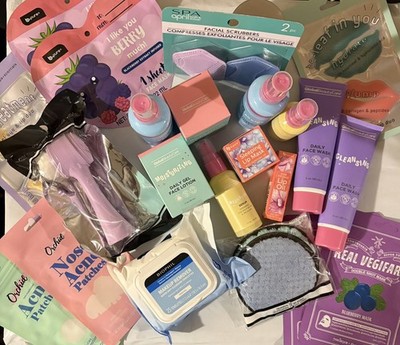 Global Beauty Bubble Dupes Skincare Bundle with 4 Original Bubbles Products.