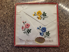 Handkerchiefs 3 Embroidered Floral Flowers Hankies NIB New Vintage