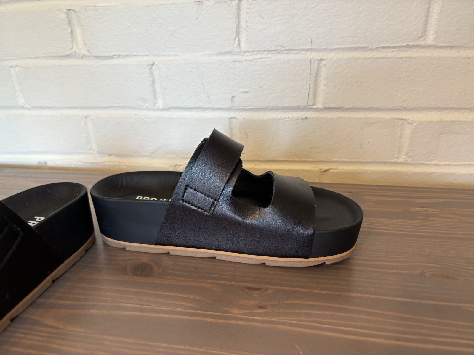 Project Cloud Ardelis  Black Platform Double Stra… - image 3