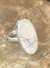 Womens White Howlite Navajo Sterling Silver Ring Size 8 11605