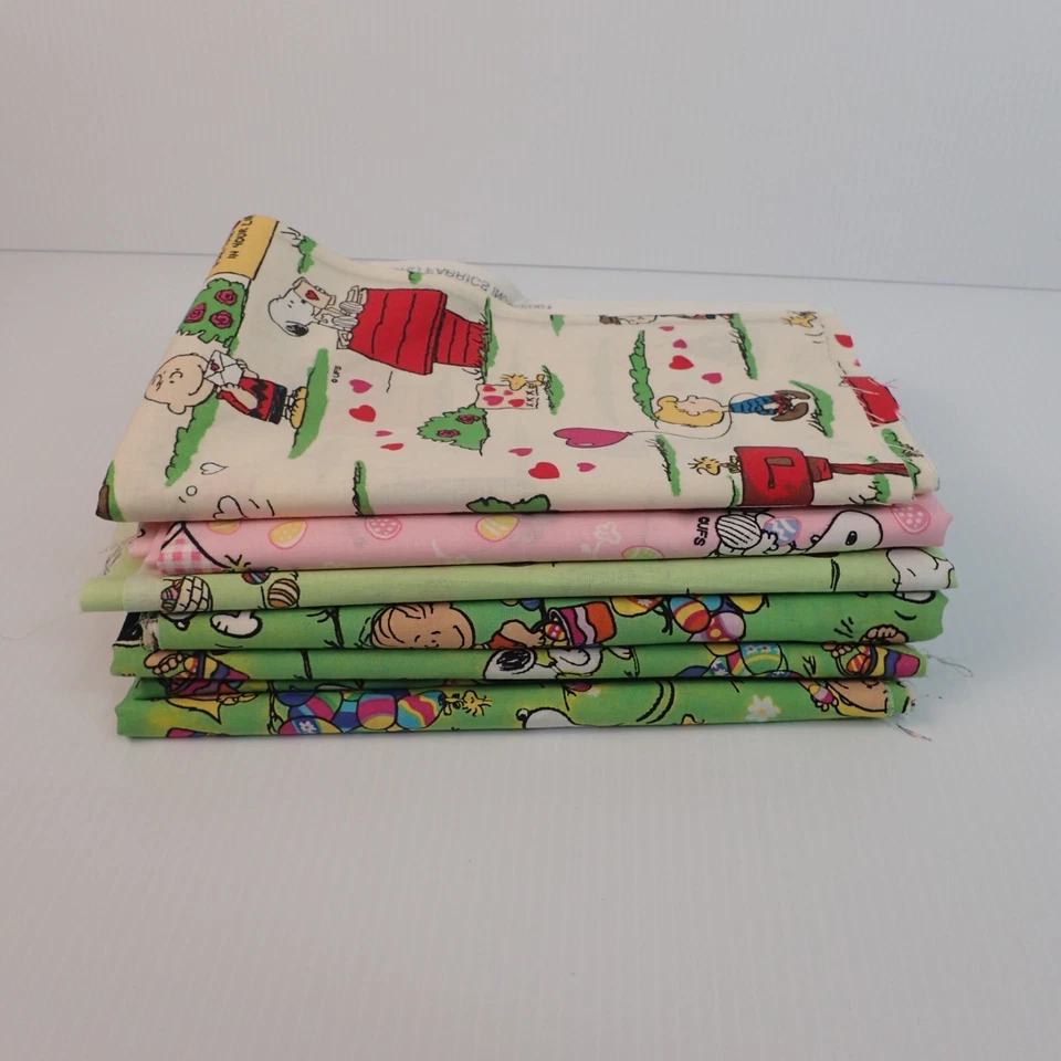 Lote de 7 piezas de tela marrón Peanuts Snoopy & Charlie con temática de Pascua San Valentín Foto 2 de 4