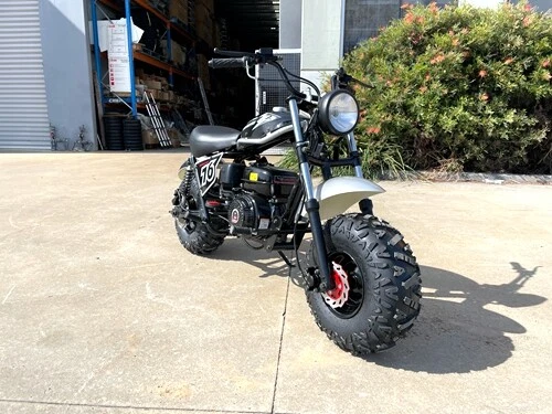 MB200 TrailMaster Hurricane Mini Bike Coleman Full sized Kids Adults Bike BLACK - Picture 3 of 12