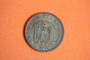 ESTATE FIND 1942- 20 CENTAVOS REPUBLICA DEL ECUADOR #K29456