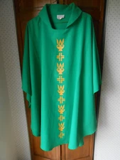 Gaspard Pastor/Priest chasuble green with stole 48