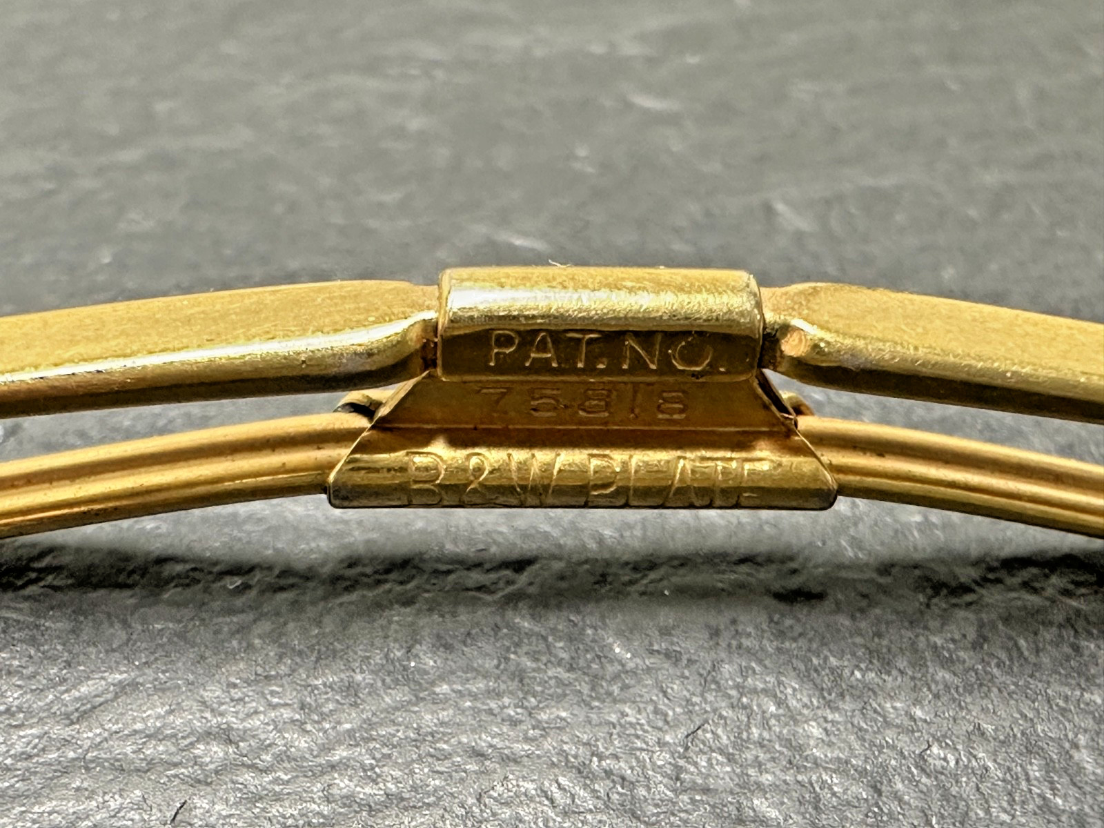 TWO VINTAGE SWANK GOLD TONE COLLAR BAR CLIPS M220