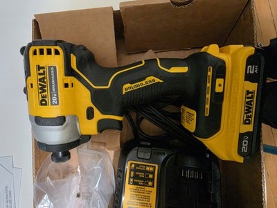 Dewalt Atomic 20V Lithium-Ion Brushless Compact 1/4 in. Impact Driver Kit