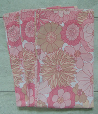 VINTAGE 1960/70's ST MICHAEL