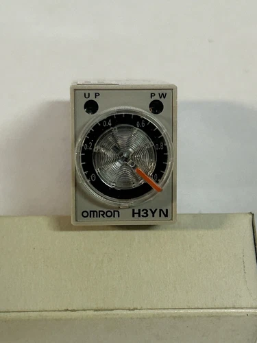 Omron H3YN-2 Timer