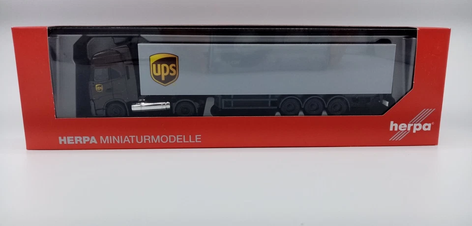 Herpa - IVECO S-WAY " UPS " - 315036 -  HO - Photo 2/4
