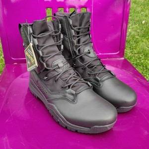 nike sfb size 10