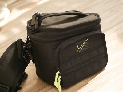 NWT NIKE CUBE SQUARE INSULATED LUNCH BAG BLACK YELLOW SHOULDER