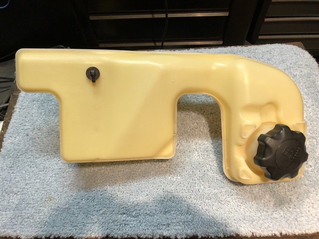 Gas Tank AM141629 John Deere LT150 Lawn Tractor for sale online eBay