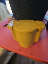 VTG Tupperware Harvest Gold Sugar Dispenser D...