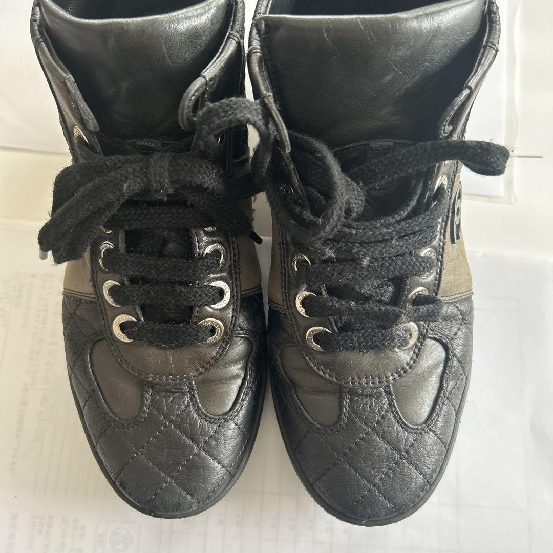Chanel High-Cut Sneakers Shoes Black Leather Size 36 US About 6 For Women thumbnail 24