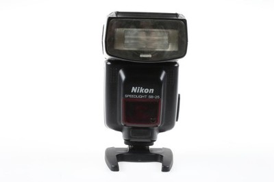 NIKON SB-25 Blitzgerät - SNr: 2643396