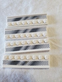 8154 LEGO Racers: Brick Street Customs ( 1,021 pieces ) Very Cool Set