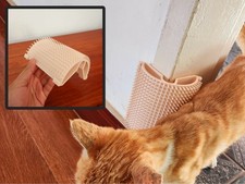 Szczotka do Samooczyszczania dla Kota Montowana na Narożniku Ściany Beżowa - Cat