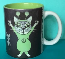 FREAKer "Take Me to Your Litter" Alien Cat Mug Cup Kitty Green Interior