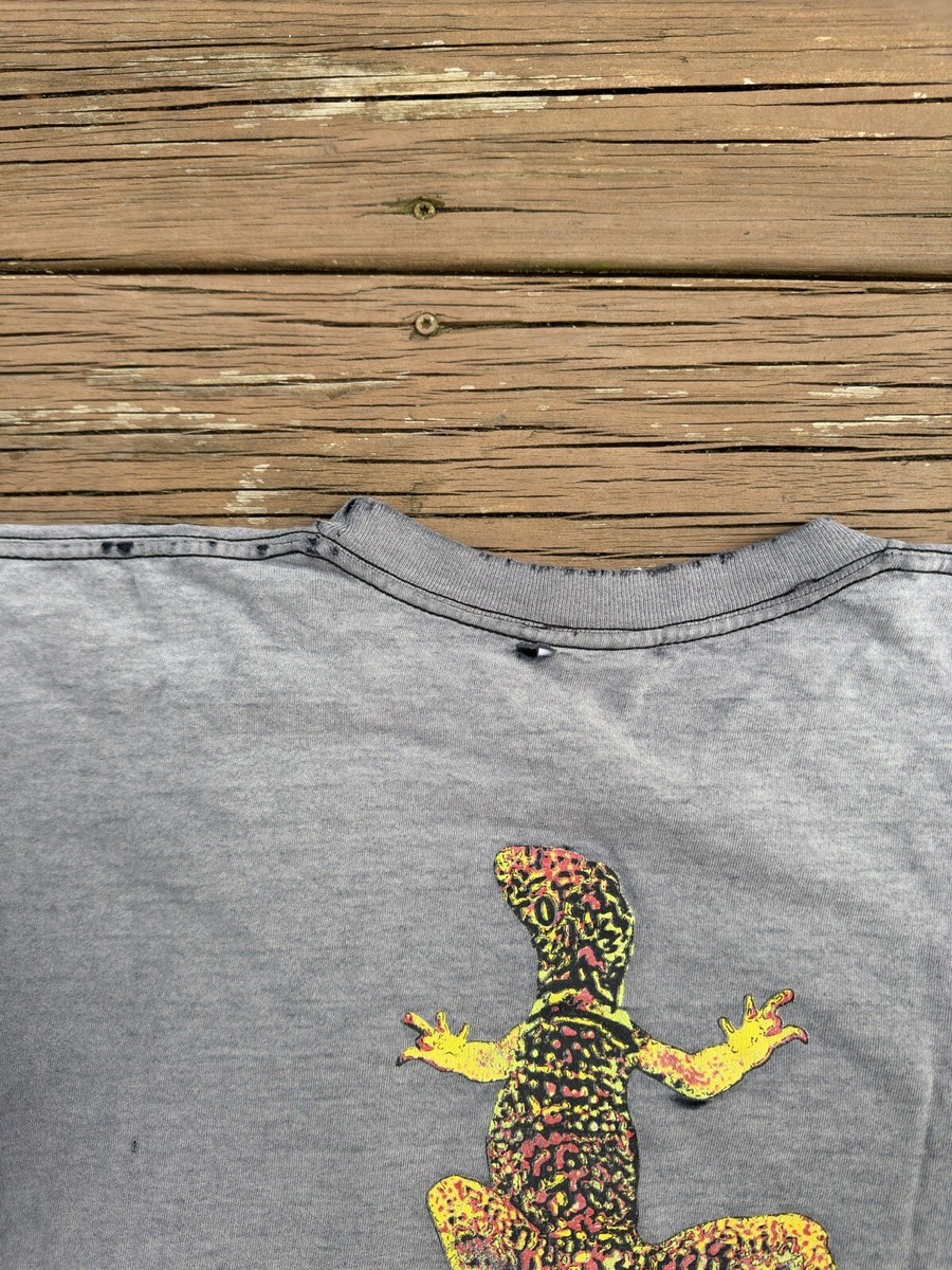 RARE* early 90's vintage marlboro lizard t-shirt single RARE* early 90's vintage marlboro lizard t-shirt single