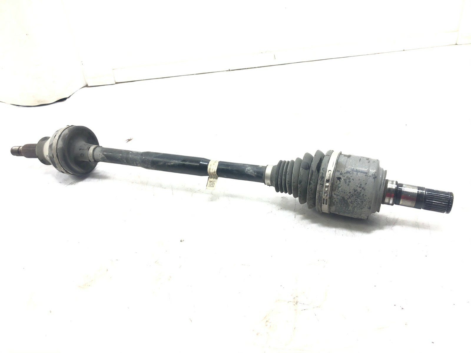 2014-2017 MASERATI GHIBLI RIGHT PASSENGER REAR CV AXLE SHAFT OEM.