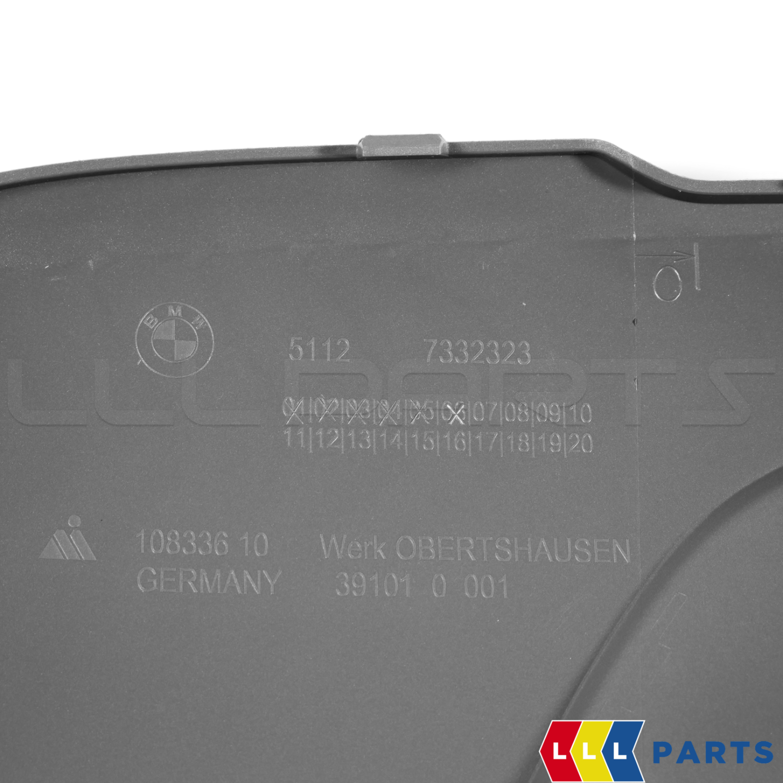 NEW GENUINE BMW X1 F48 REAR BUMPER TRIM SINGLE EXHAUST 51127332323  