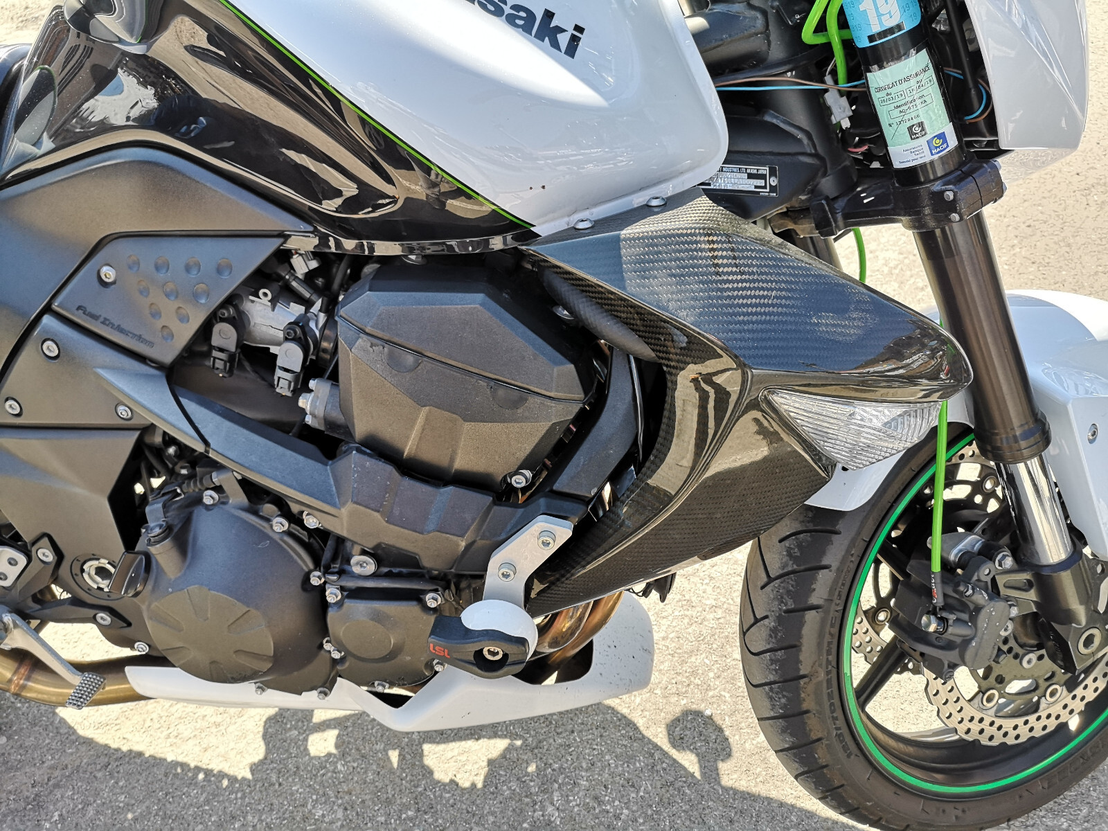 Écopes de radiateur Kawasaki Z1000 carbone pour remplacer le plastique terni