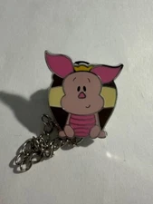 Piglet Winnie the Pooh Connect As One One Family LE Disney Pin 158999 (A7)