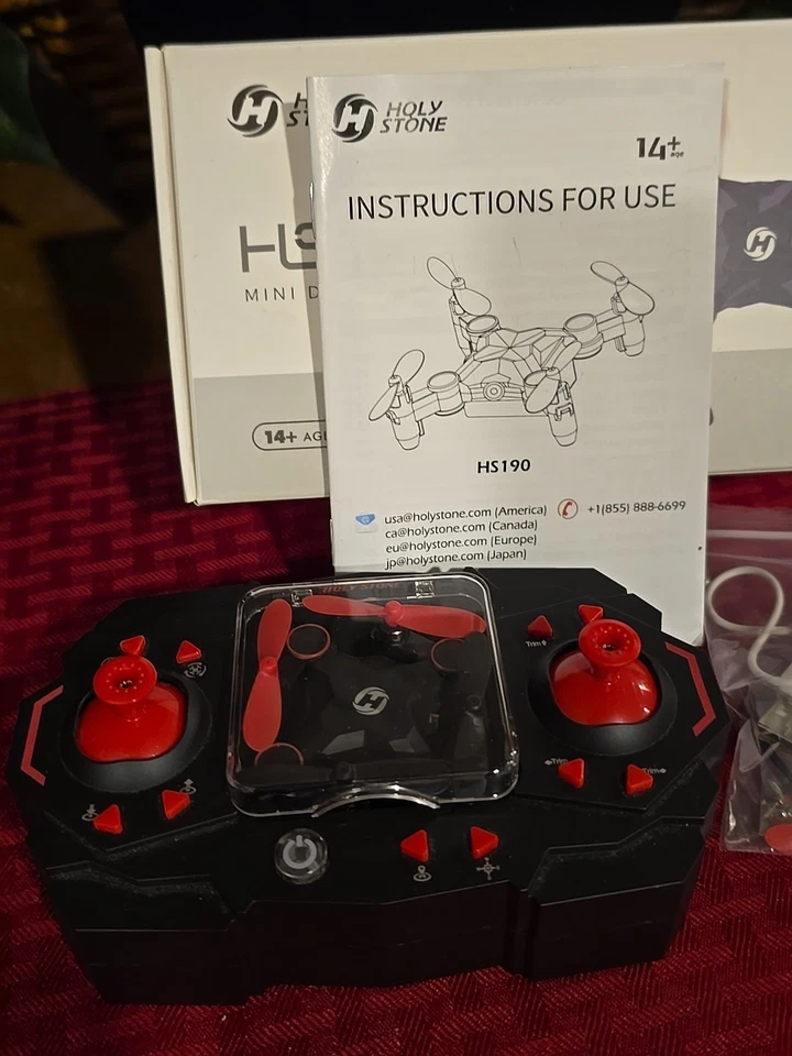 Holy Stone HS190 Drone for Kids Mini Drone with One-Key Takeoff/Landing 3D Flips - Image 2 of 4