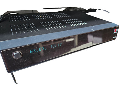 AX 4KBOX HD51 UHD Receiver | 1TB HDD | Combo Tuner DVB-S2 + C + DVBT2 | I Enigma