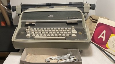 Vintage, Custom IBM Executive Typewriter Model C
