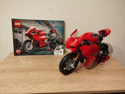 LEGO TECHNIC: Ducati Panigale V4 R-42107 (42107)