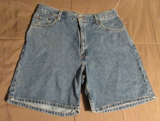 Vintage Levi's Women's Jean Shorts Size 14 MIS Medium Wash Guatemala