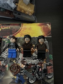 Incomplete LEGO Indiana Jones: Chauchilla Cemetery Battle (7196)